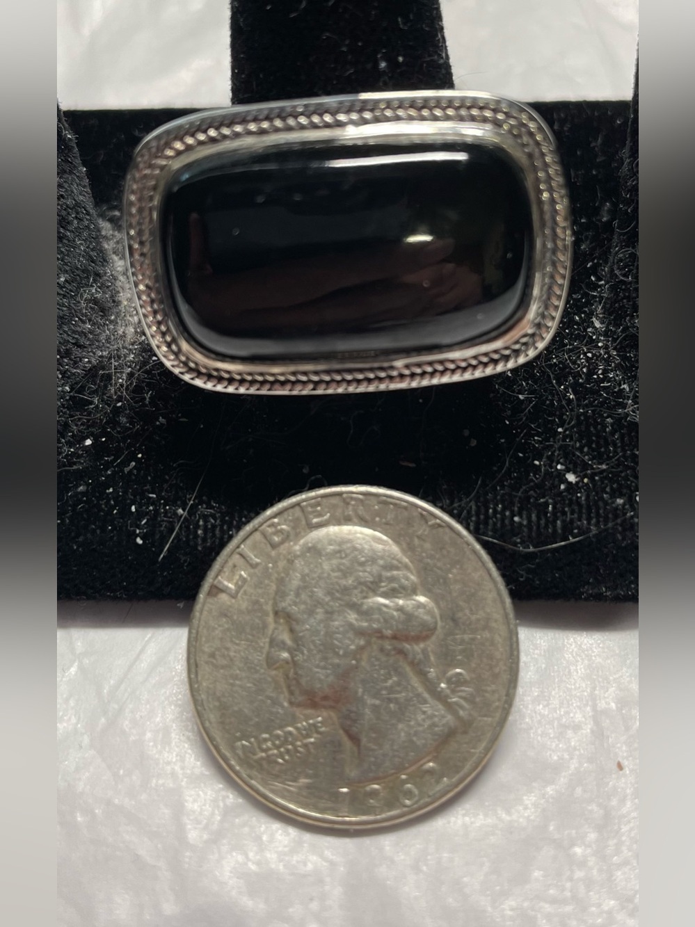 Black onyx ring
